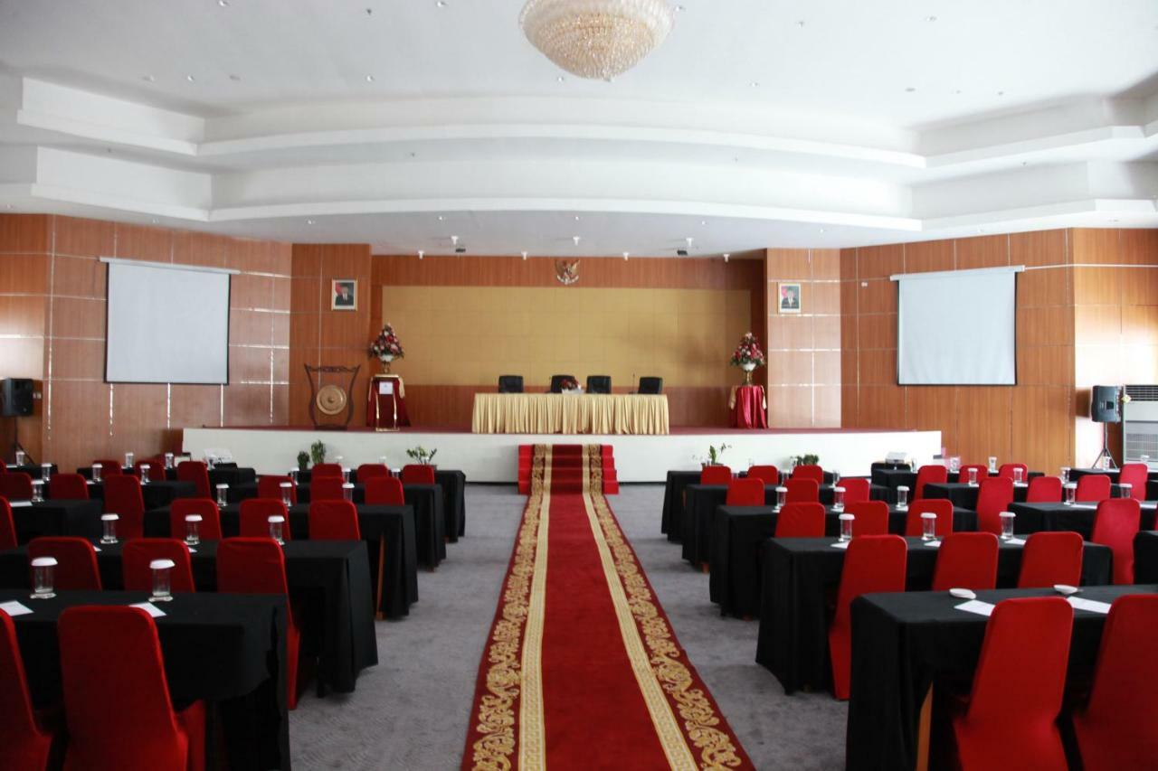 فندق Gorontaloفي  Training Centre Damhil المظهر الخارجي الصورة